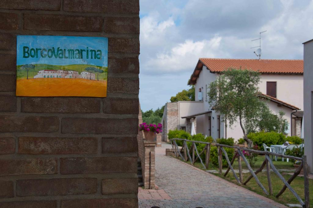 Borgo Valmarina Lejlighedshotel Follonica Eksteriør billede